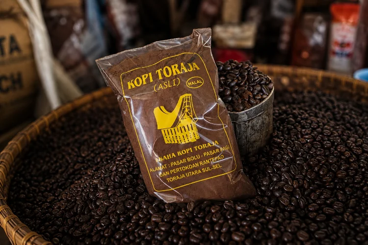 Kopi Toraja dan Wisata Kete Kesu, Komoditas Unggulan yang Ikonik